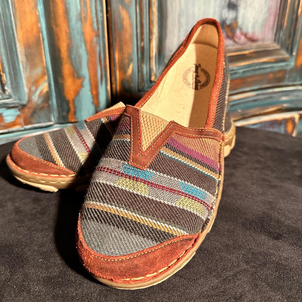 Tony Lama Casual Wear Shoes, western wear